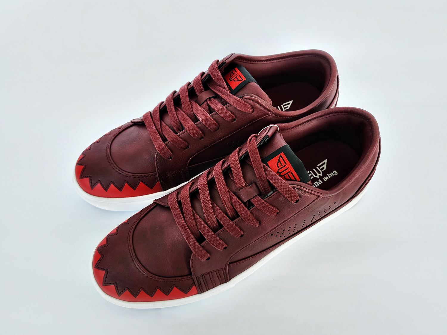 TONY SHARK Burgundy